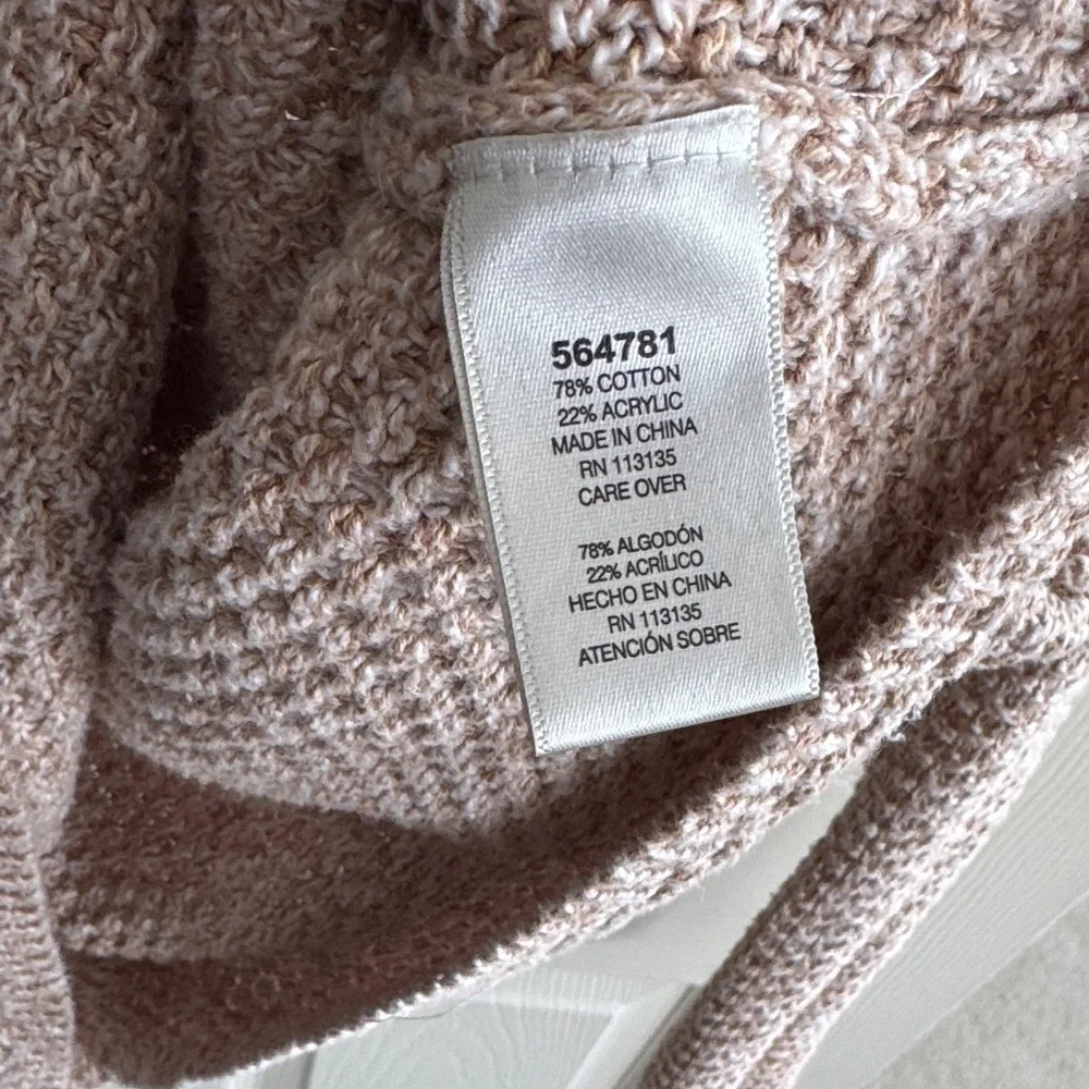 Leo & Nicole Women's Cream Sweater